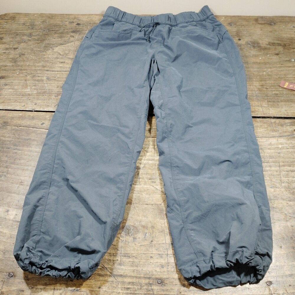 Mountain Hardware Women's Medium Navy Blue Capri Pants Organic Cotton Blend